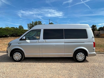 Used Volkswagen Transporter 2017 for sale - 79472249: Photo