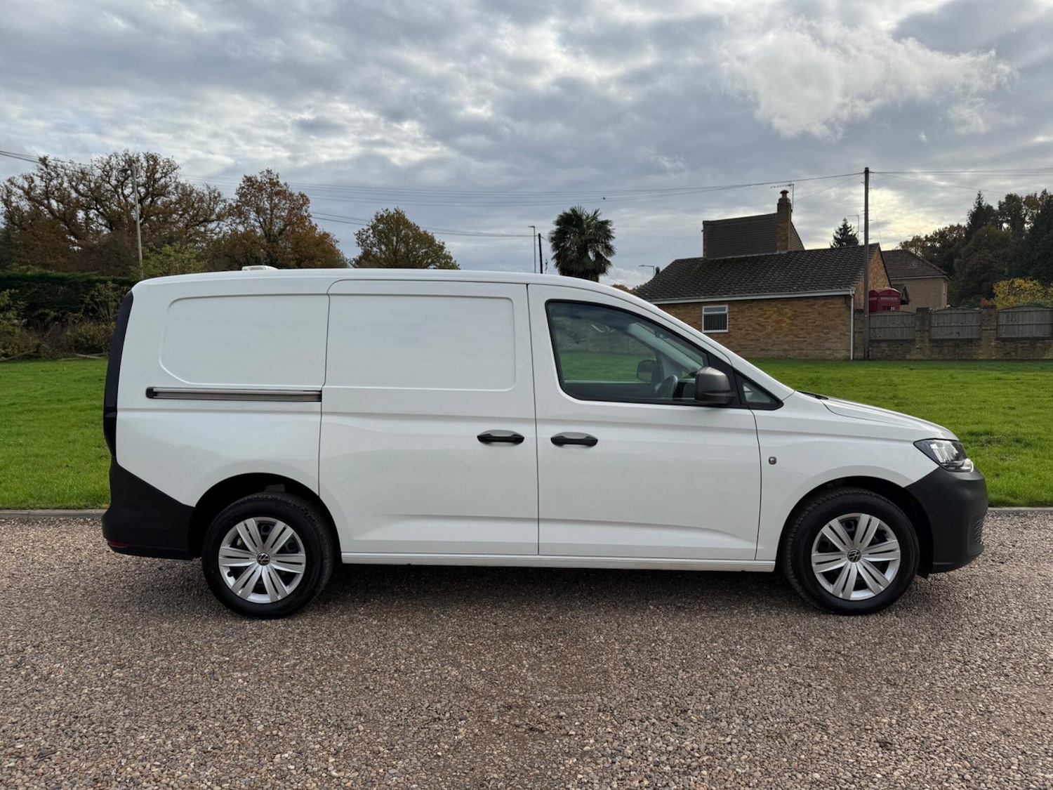 Used Volkswagen Caddy Maxi 2021 for sale - 76473894: Photo 2