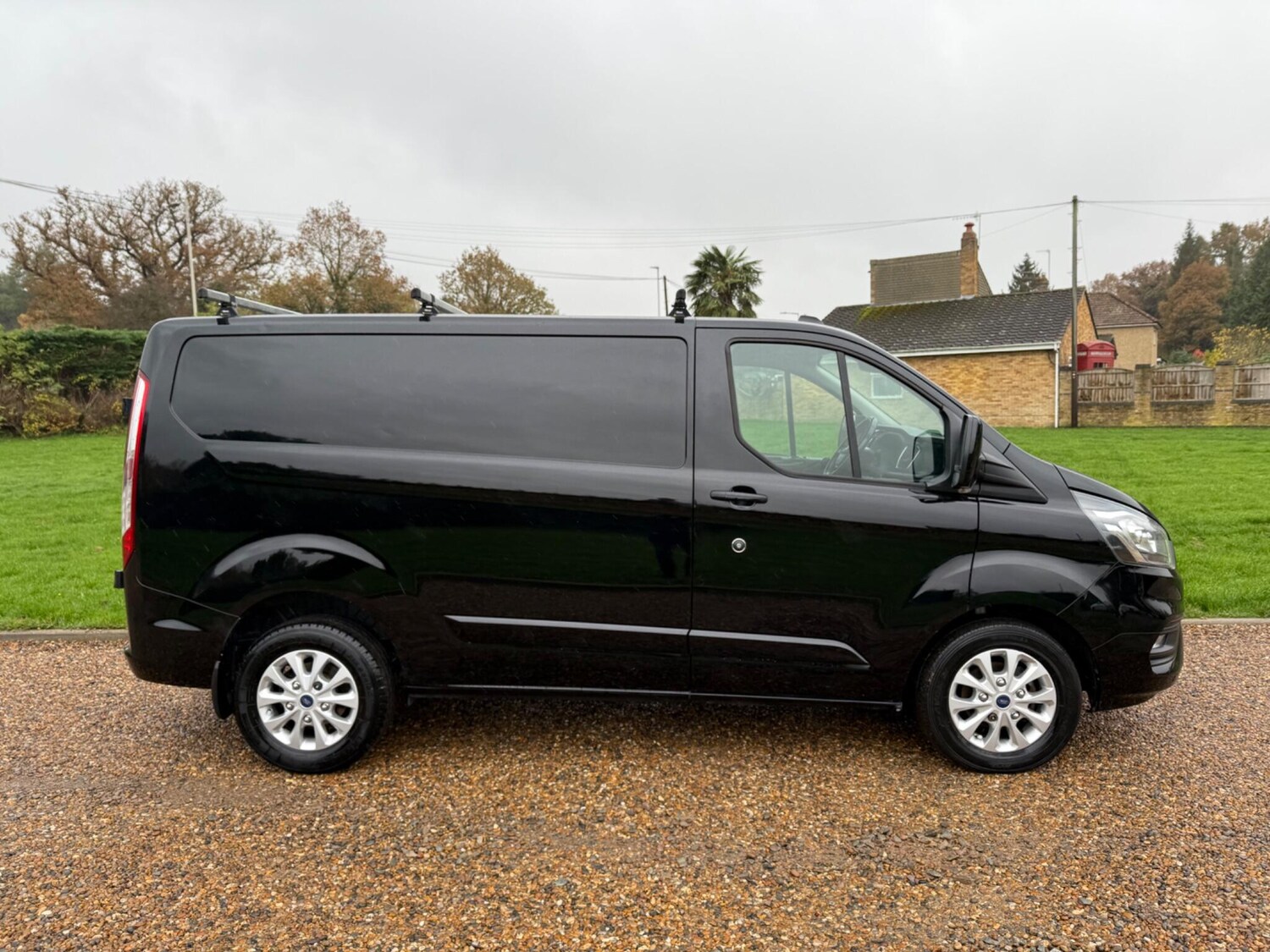 Used Ford Transit Custom 2020 for sale - 76549655: Photo 2