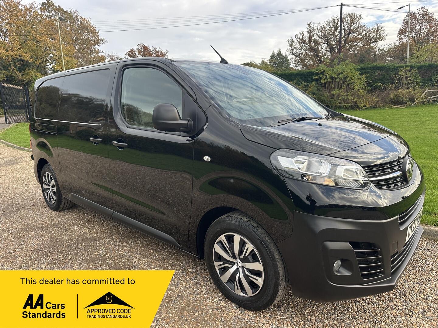 Used Vauxhall Vivaro 2022 for sale - 76484533: Photo 1