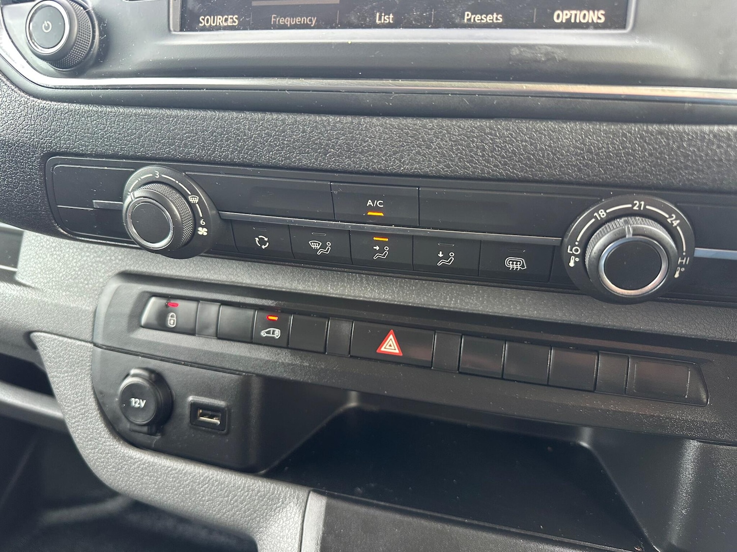 Used Vauxhall Vivaro 2022 for sale - 76484533: Photo 18