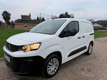 Used Peugeot Partner 2020 for sale - 77066759: Photo