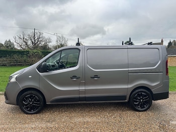 Used Renault Trafic 2019 for sale - 76688995: Photo