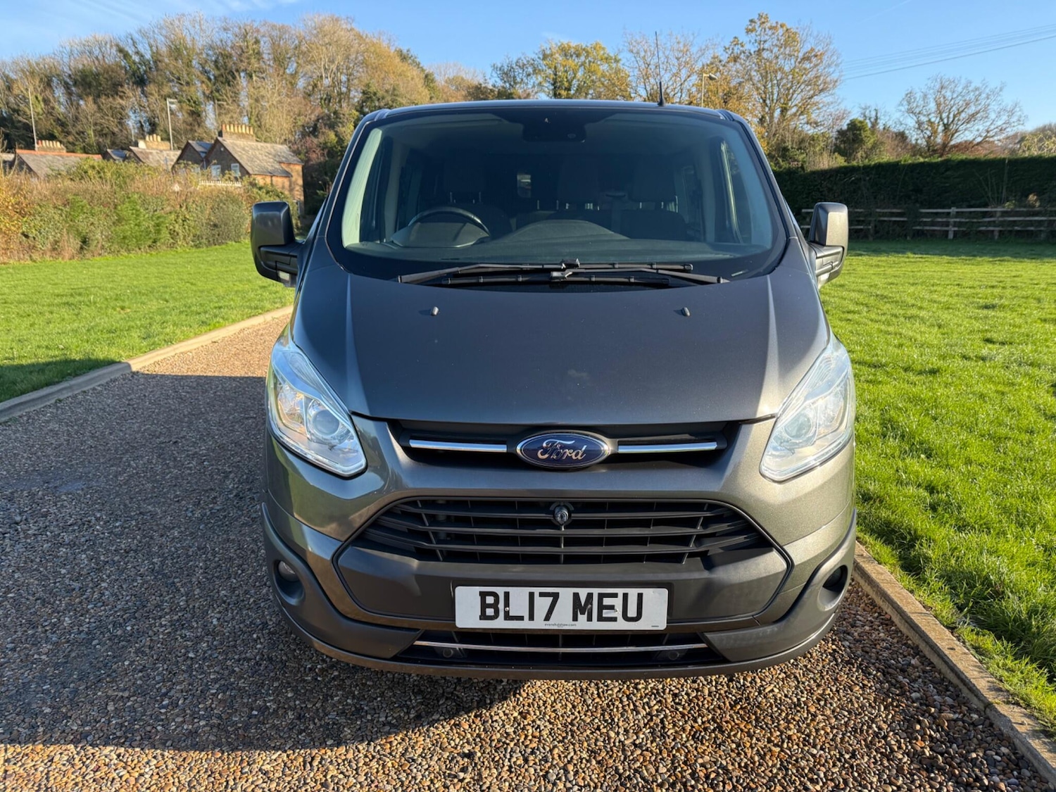 Used Ford Transit Custom 2017 for sale - 76657064: Photo 2