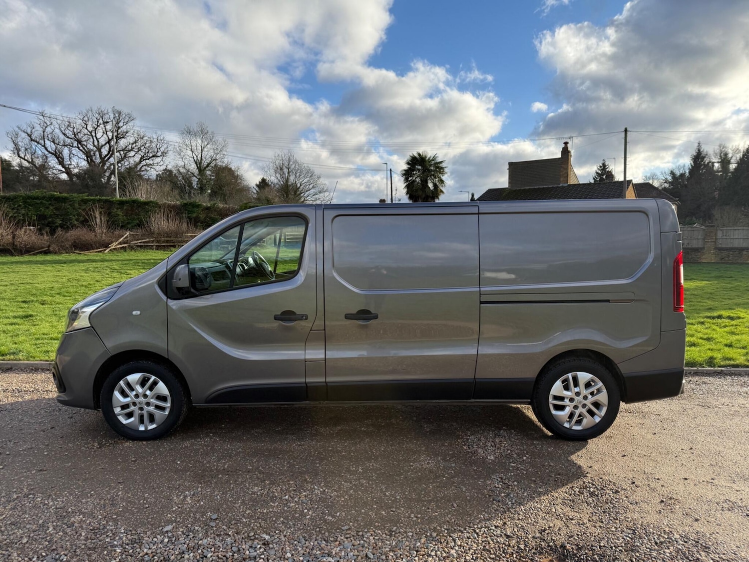 Used Renault Trafic 2019 for sale - 77254842: Photo 2