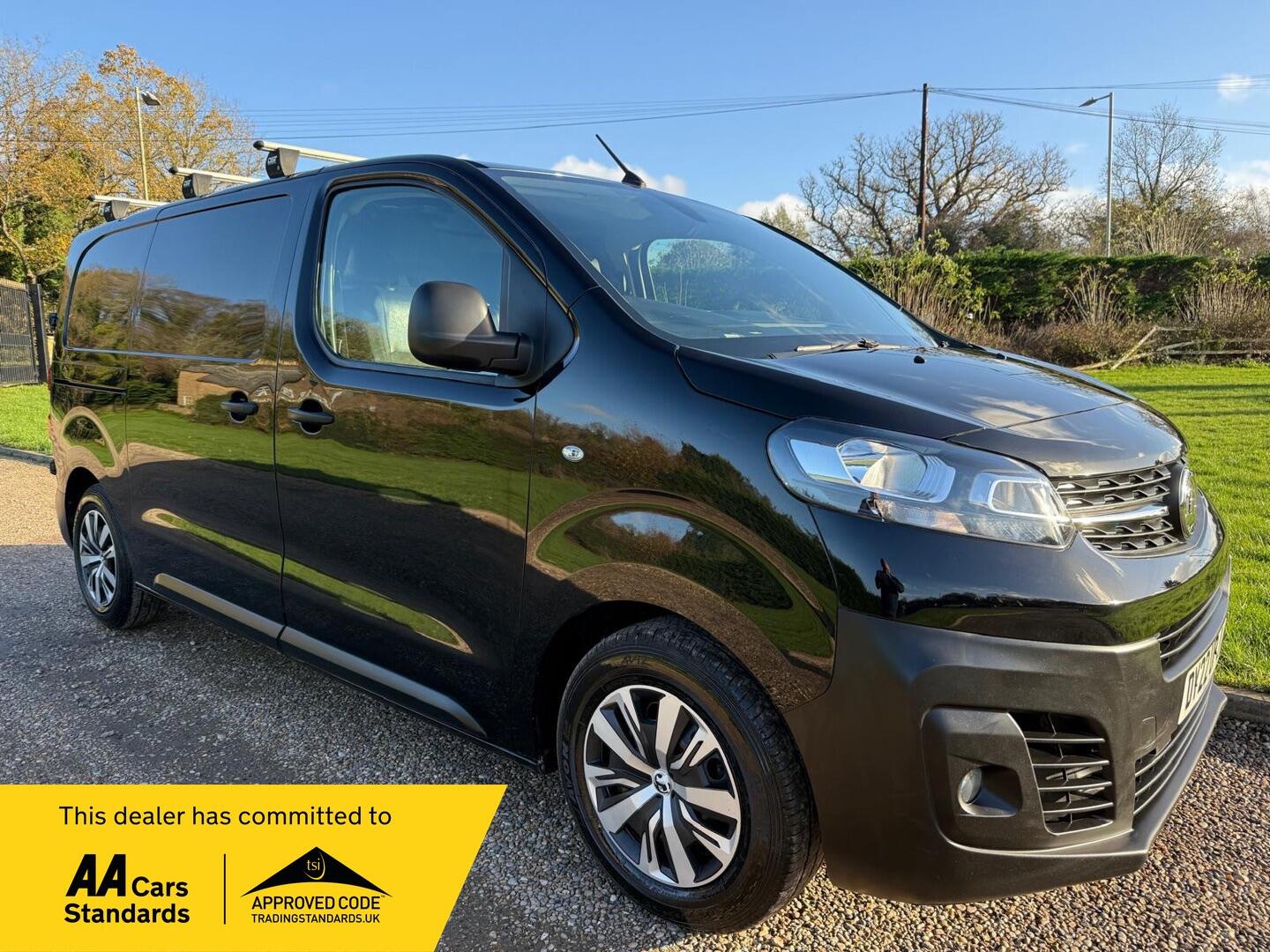 Used Vauxhall Vivaro 2022 for sale - 76759270: Photo 1