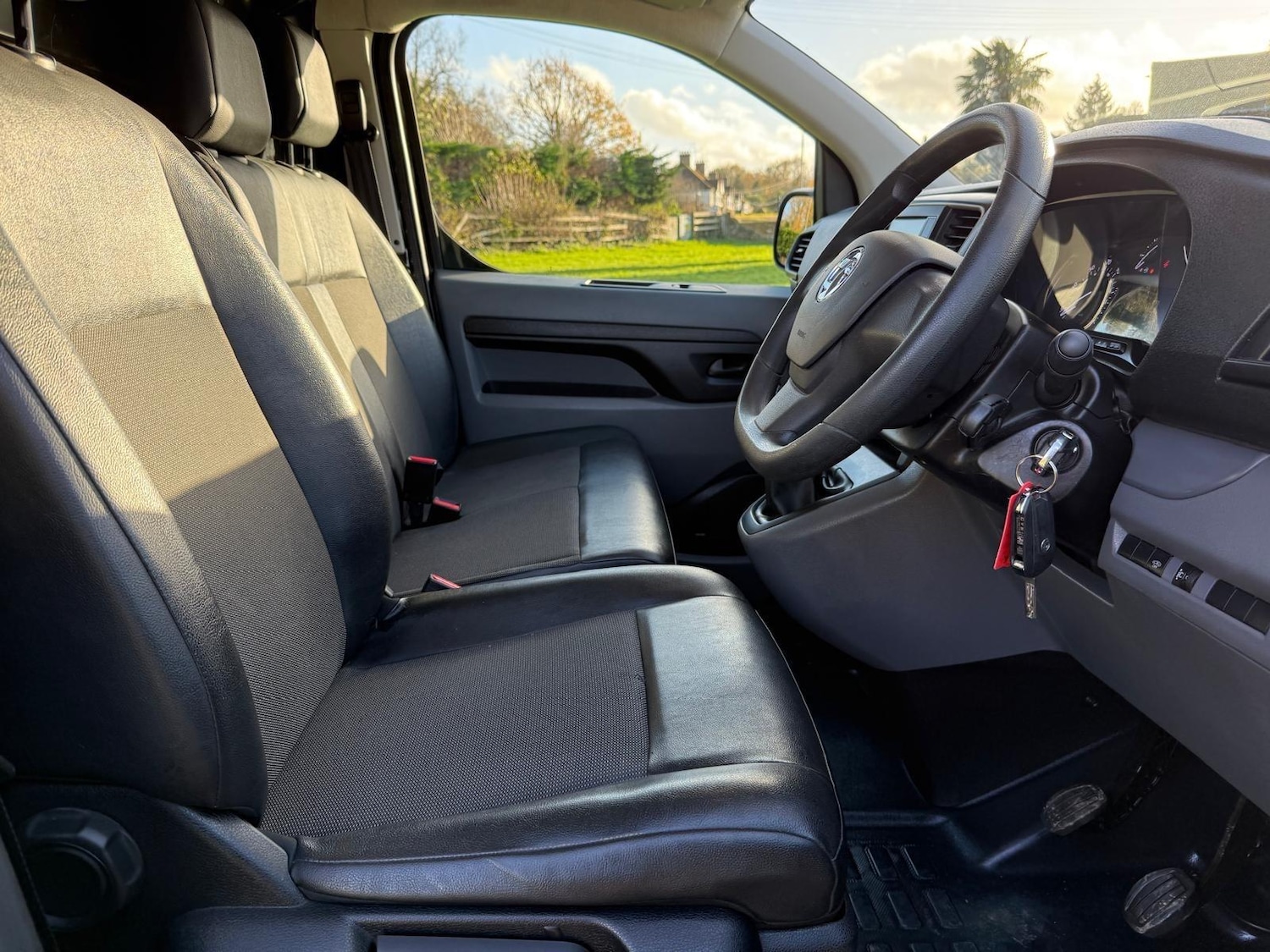 Used Vauxhall Vivaro 2022 for sale - 76759270: Photo 11