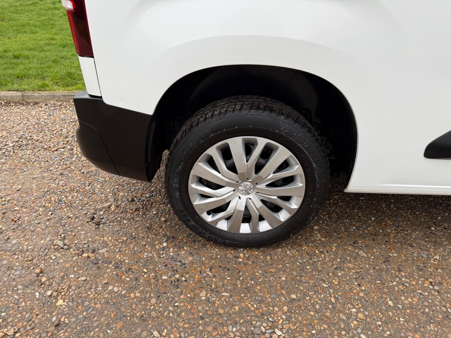 Used Peugeot Partner 2021 for sale - 77537459: Photo 8