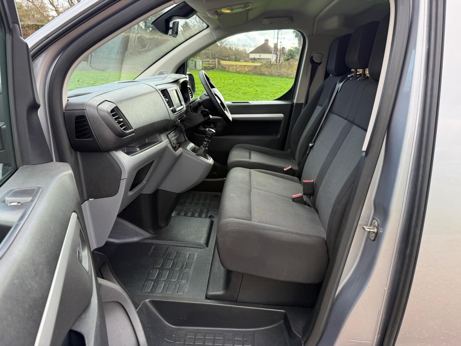 Used Vauxhall Vivaro for sale - 77670883: Photo 14