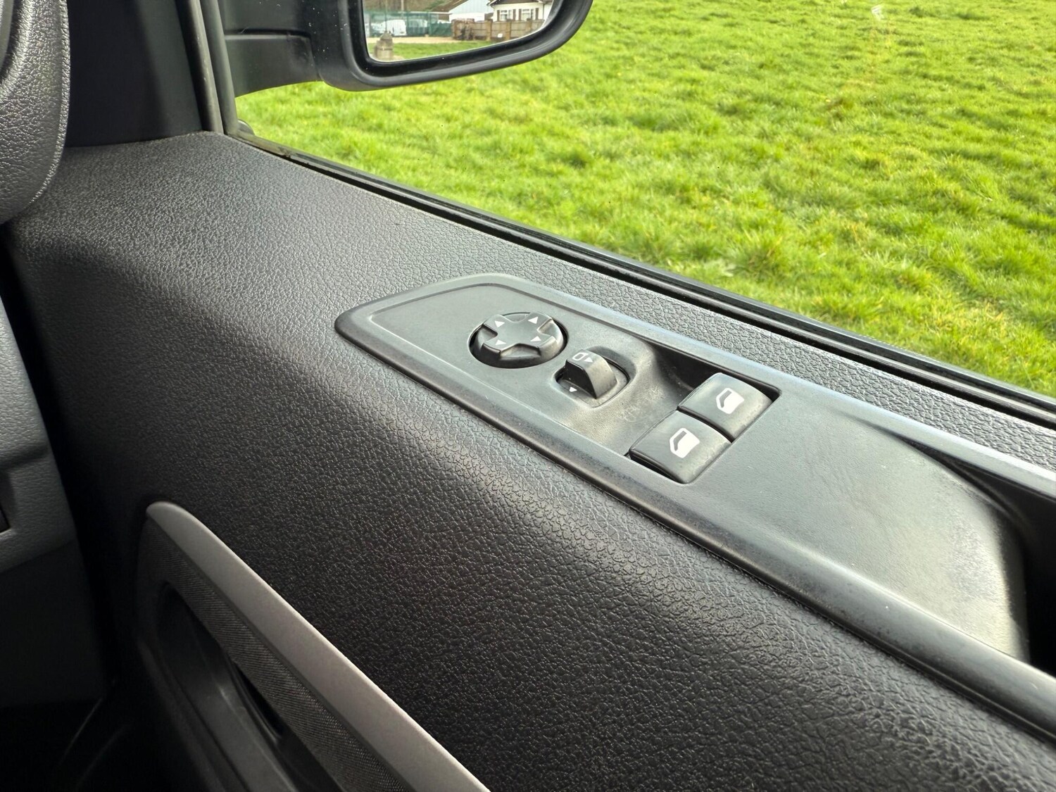 Used Vauxhall Vivaro for sale - 77670883: Photo 18