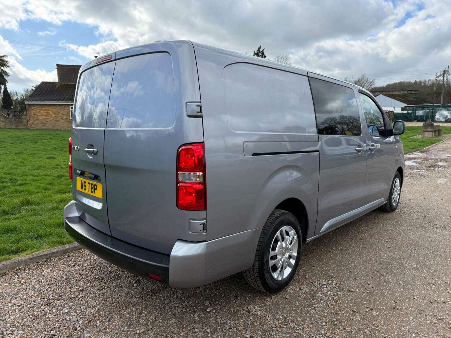 Used Vauxhall Vivaro for sale - 77670883: Photo 5