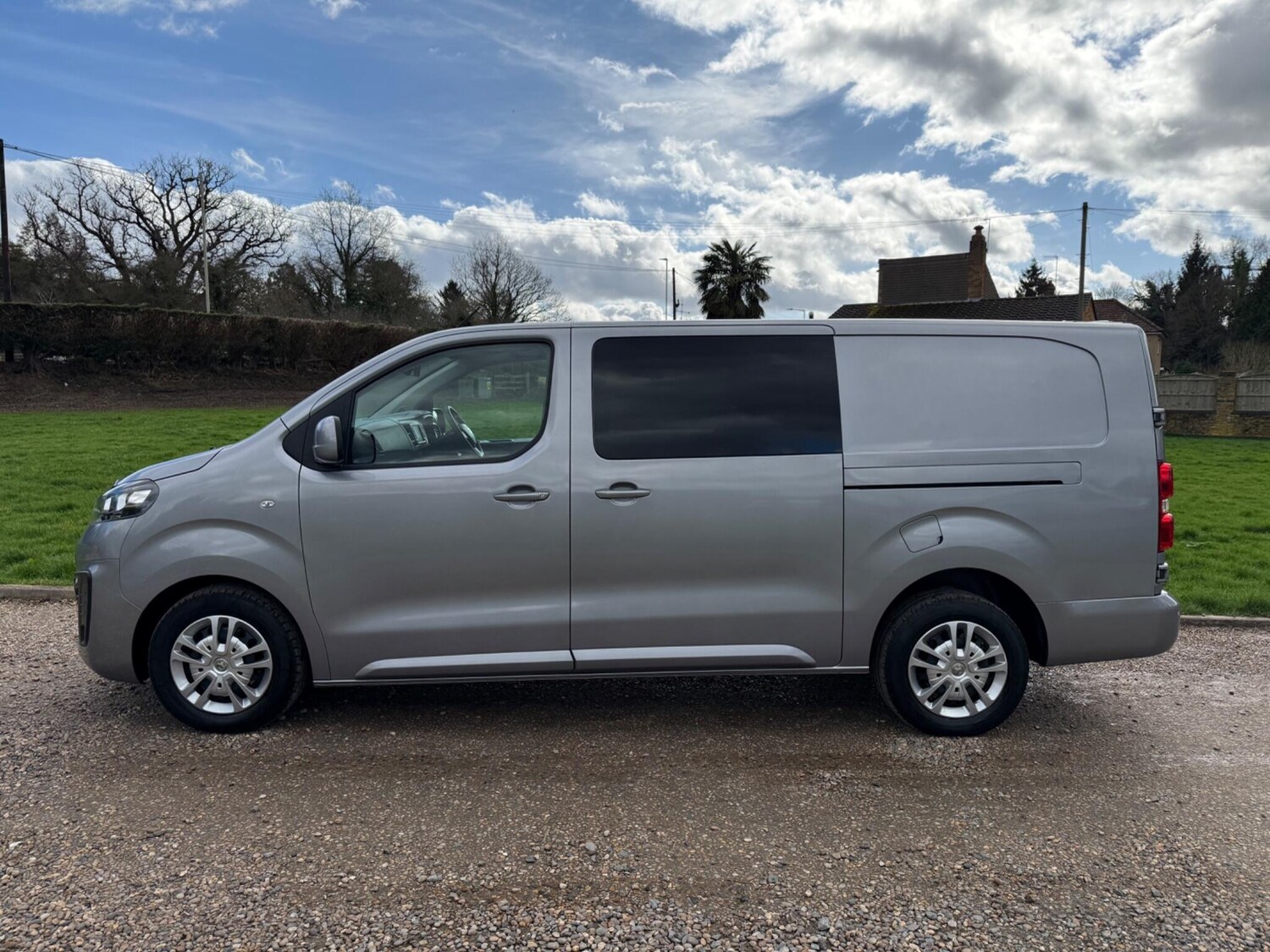 Used Vauxhall Vivaro for sale - 77670883: Photo 8