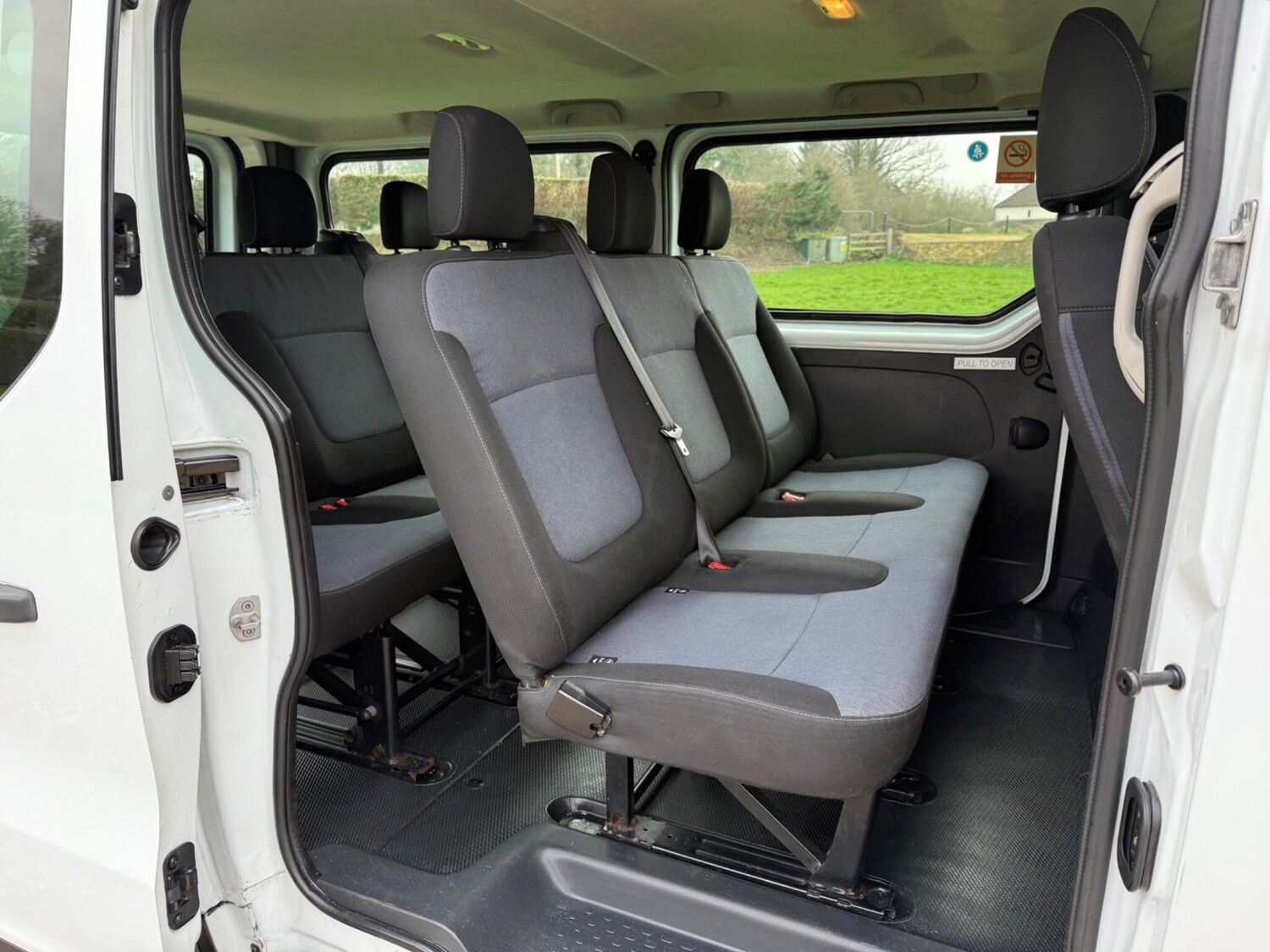 Used Vauxhall Vivaro for sale - 77769423: Photo 2