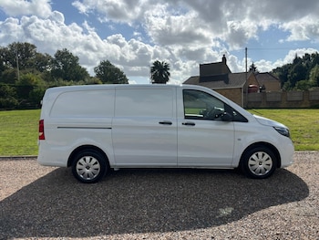 Used Mercedes-Benz Vito 2019 for sale - 75928037: Photo