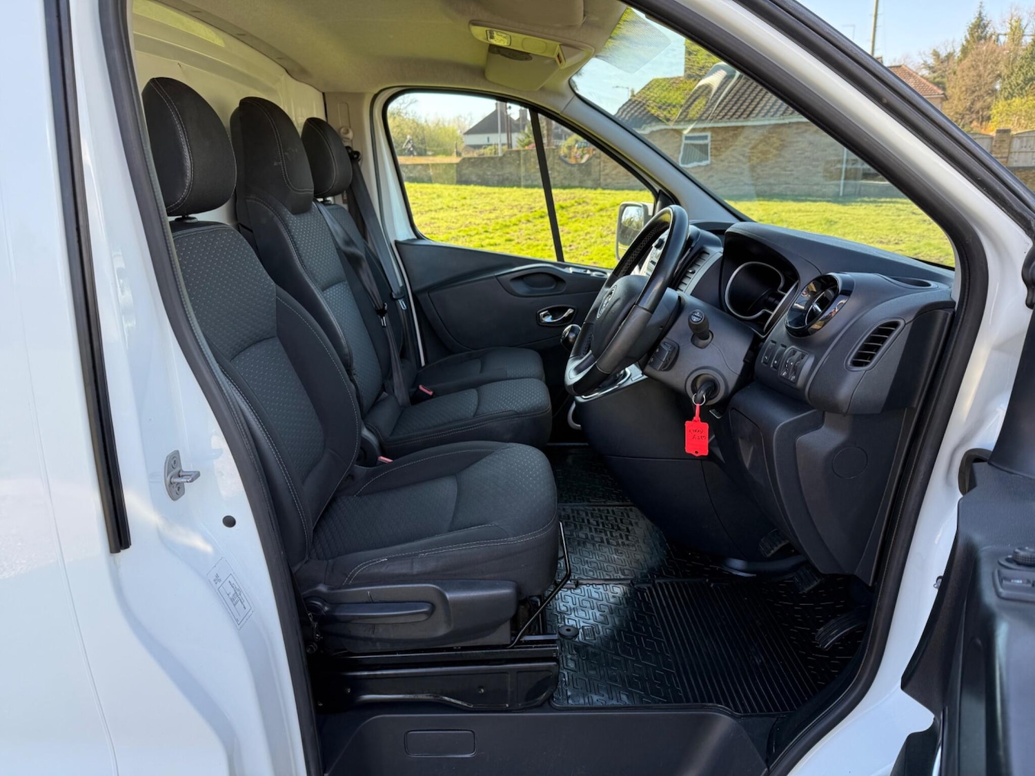Used Vauxhall Vivaro 2017 for sale - 78156865: Photo 14