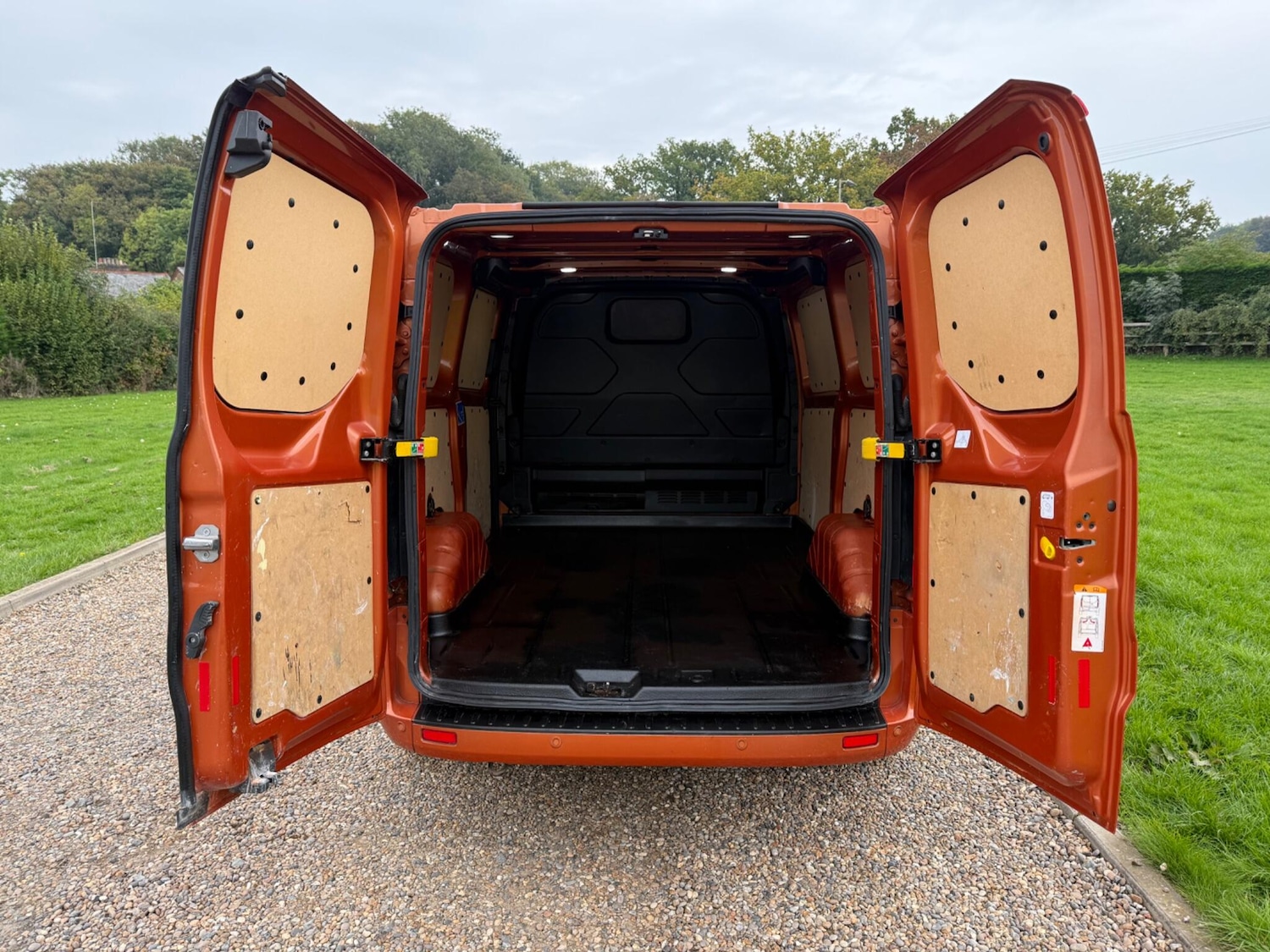 Used Ford Transit Custom 2020 for sale - 76084843: Photo 3