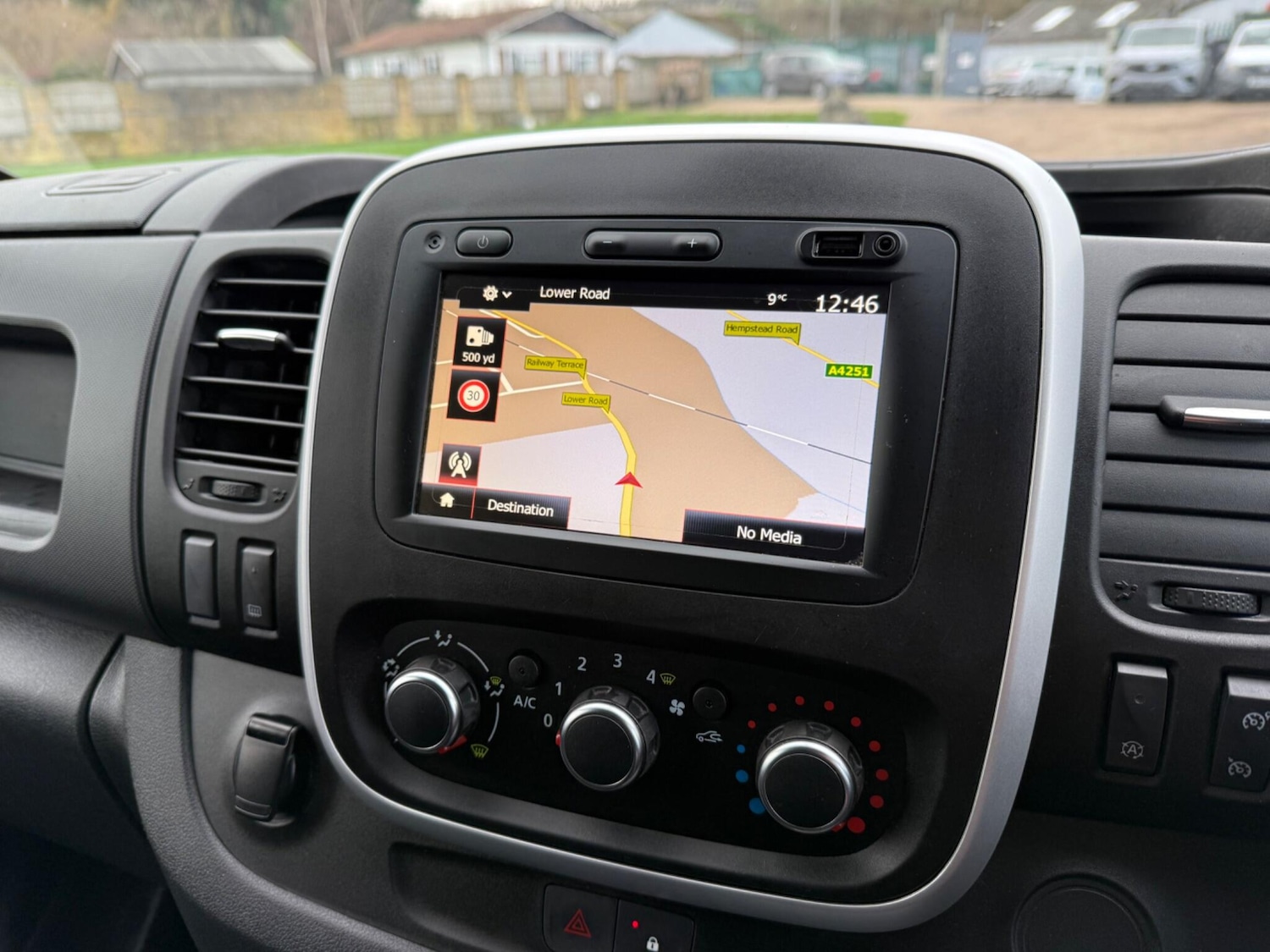 Used Renault Trafic 2021 for sale - 76953131: Photo 17