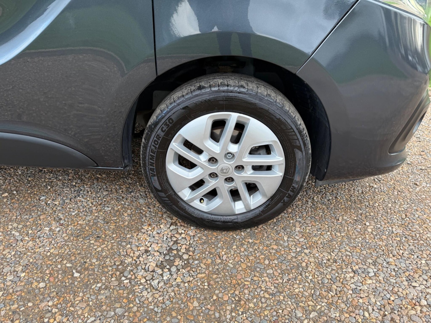 Used Renault Trafic 2021 for sale - 76953131: Photo 27