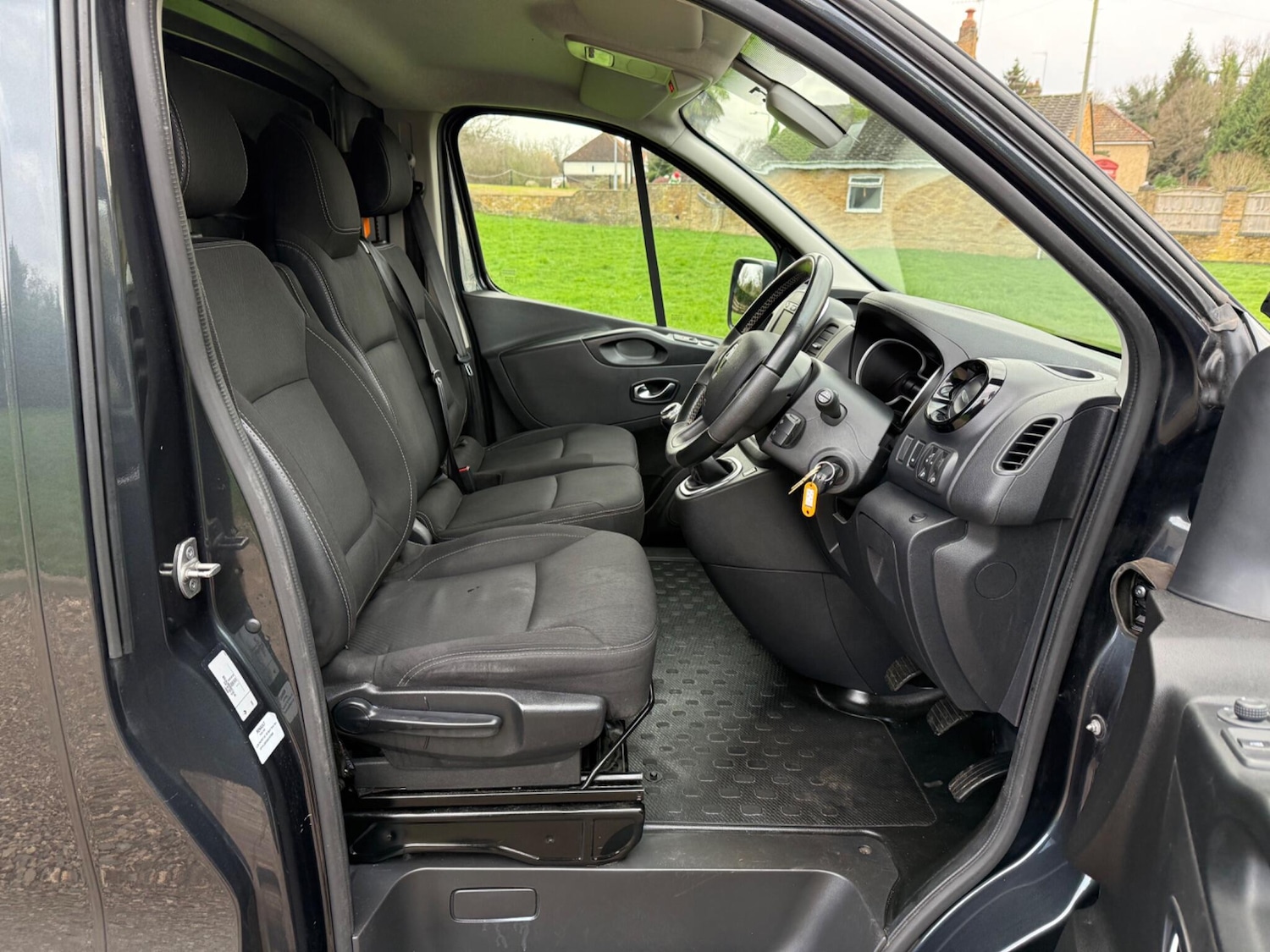 Used Renault Trafic 2021 for sale - 76953131: Photo 28