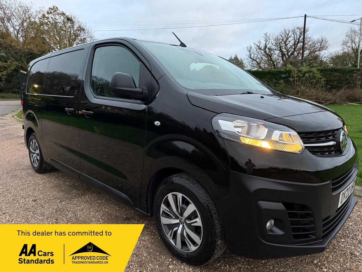 Used Vauxhall Vivaro 2022 for sale - 76645929: Photo 1