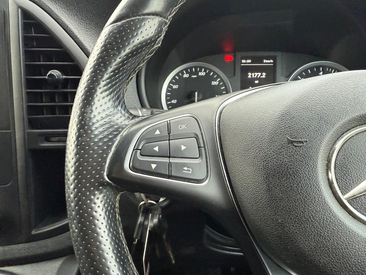 Used Mercedes-Benz Vito 2020 for sale - 77425908: Photo 22