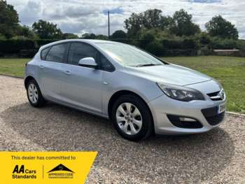 2014 (14) - 1.4 16v Design Euro 5 5dr