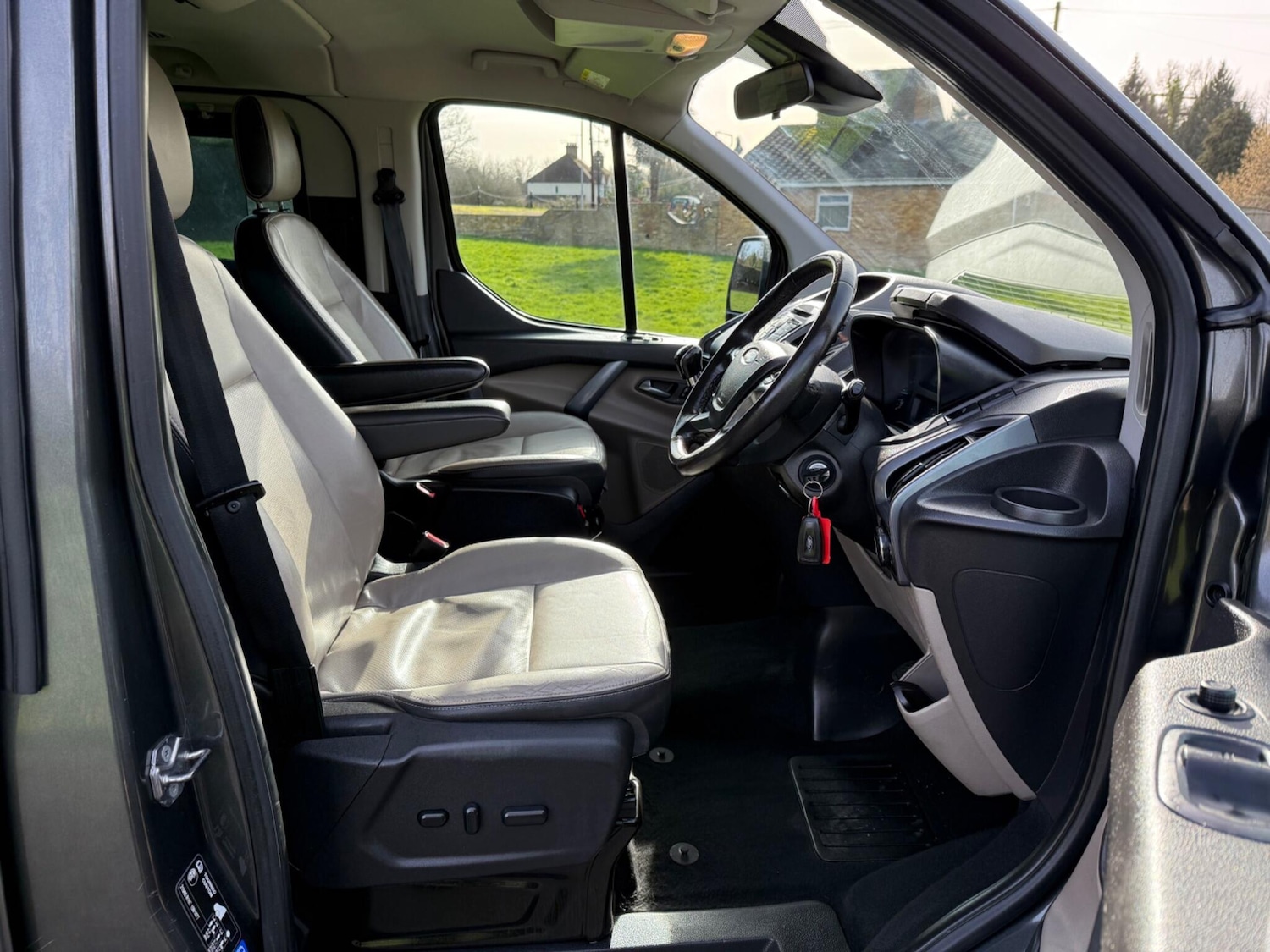 Used Ford Tourneo Custom 2016 for sale - 77586208: Photo 19