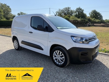 Used Citroen Berlingo 2023 for sale - 79521220: Photo
