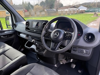 Used Mercedes-Benz Sprinter 2019 for sale - 77537329: Photo
