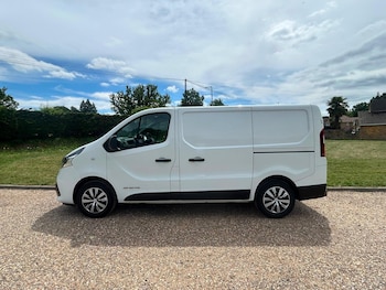 Used Renault Trafic 2016 for sale - 79049736: Photo