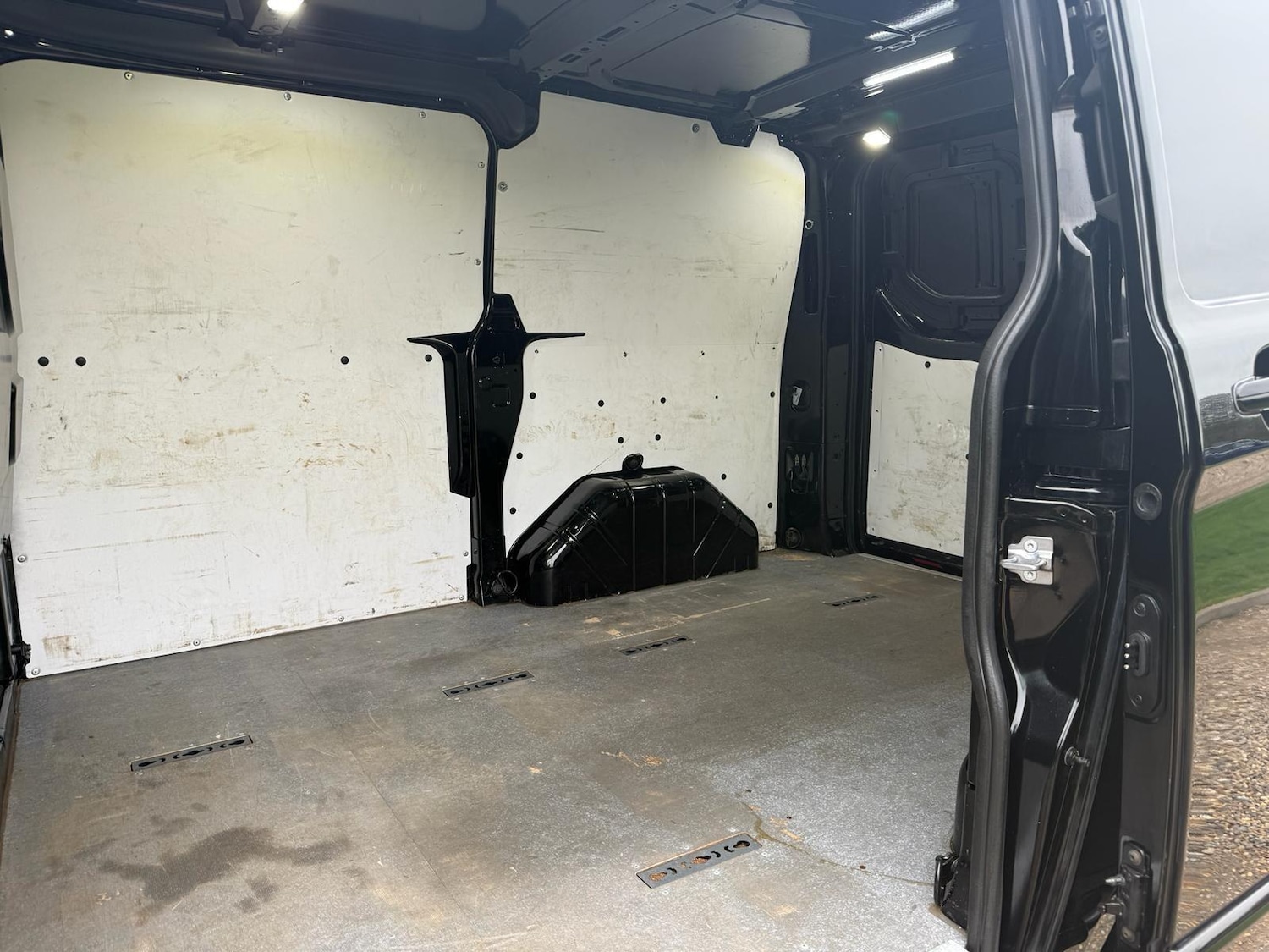 Used Ford Transit Custom 2018 for sale - 77633115: Photo 17