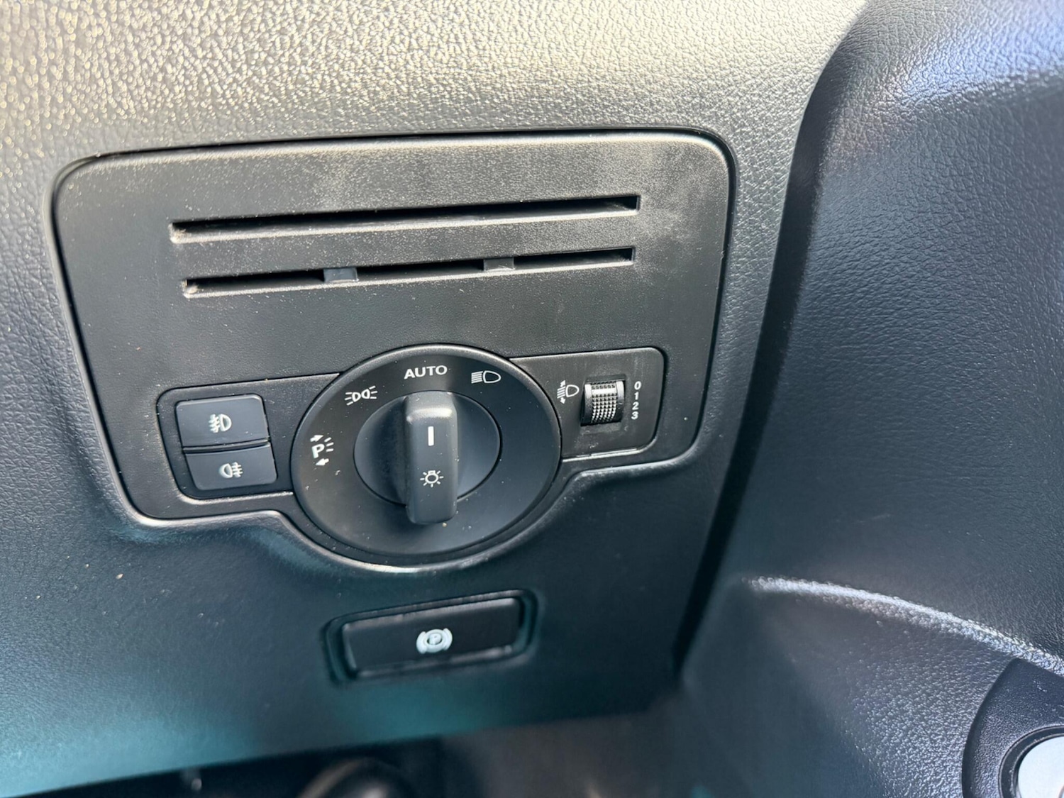 Used Mercedes-Benz Vito 2021 for sale - 77229937: Photo 20