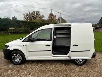 Used Volkswagen Caddy 2020 for sale - 76433010: Photo