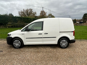 Used Volkswagen Caddy 2020 for sale - 76433010: Photo