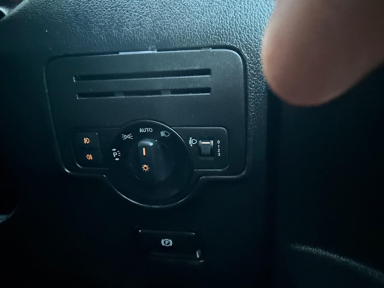 Used Mercedes-Benz Vito 2021 for sale - 77130579: Photo 17