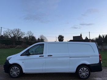 Used Mercedes-Benz Vito 2021 for sale - 77130579: Photo