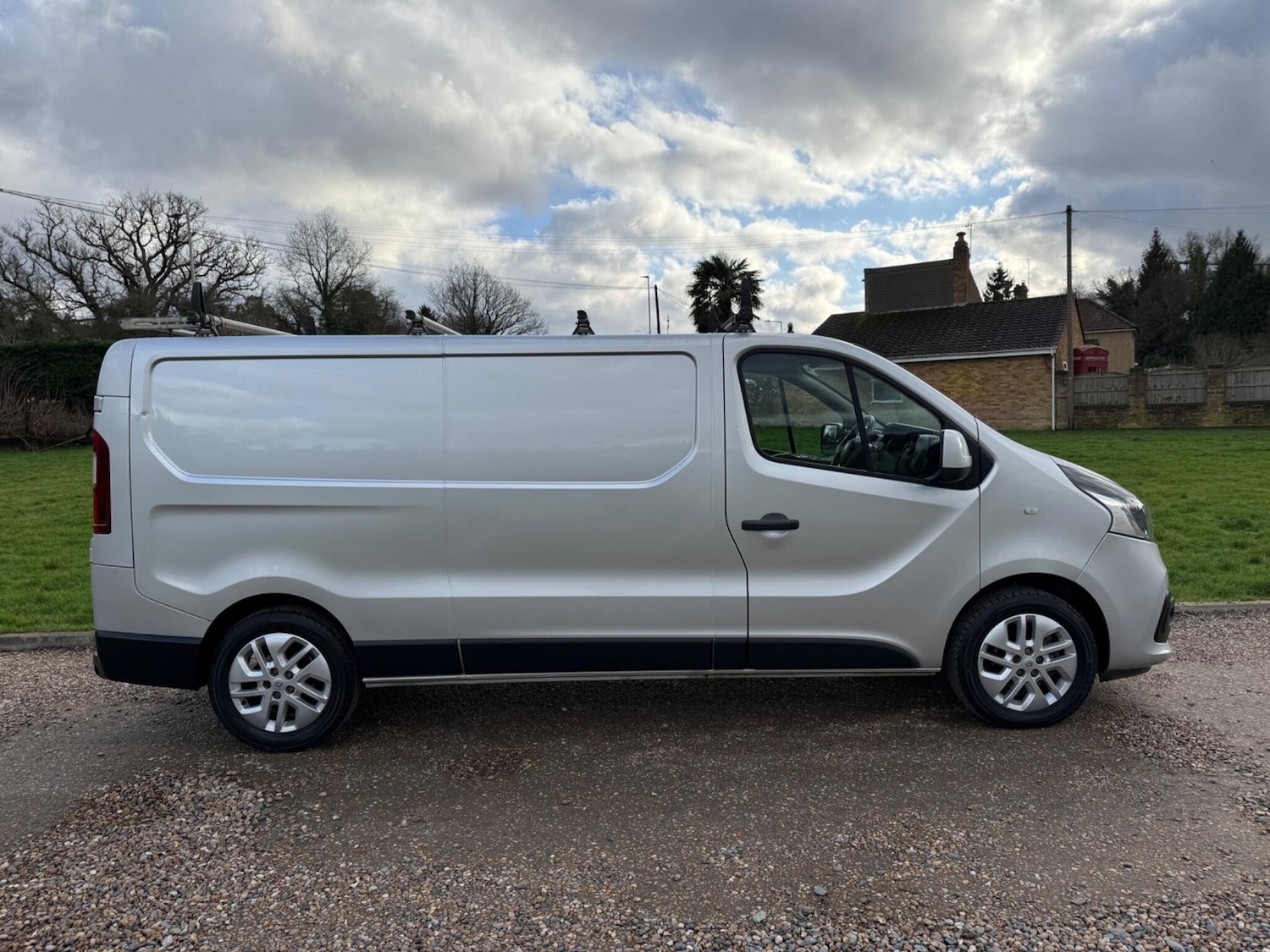 Used Renault Trafic 2019 for sale - 77266956: Photo 2