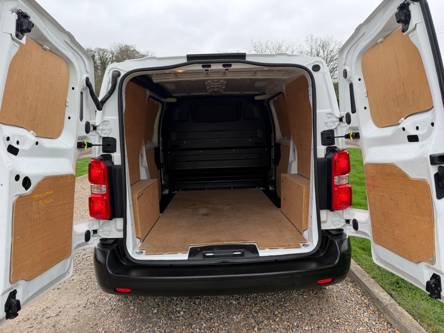 Used Peugeot Expert 2022 for sale - 77854007: Photo 9