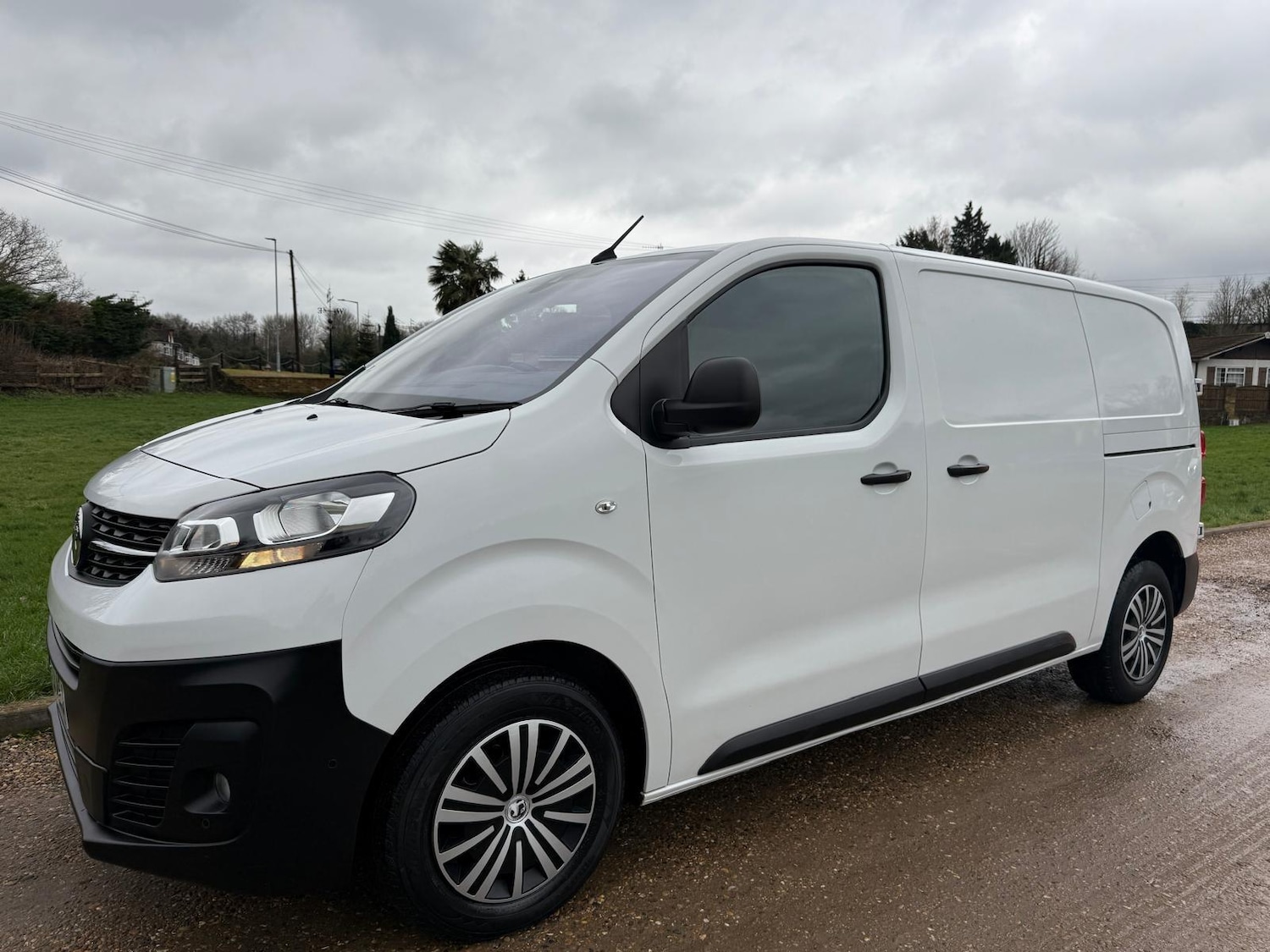 Used Vauxhall Vivaro 2023 for sale - 77156085: Photo 4