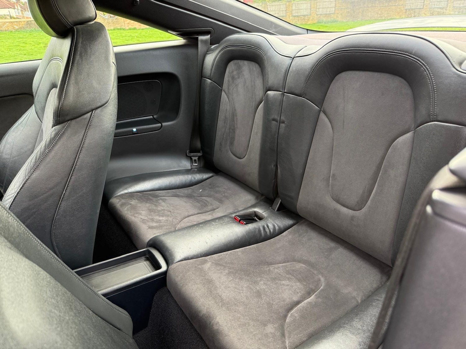 Used Audi TT 2011 for sale - 76472863: Photo 14