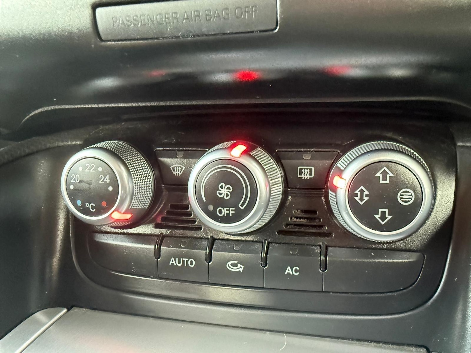 Used Audi TT 2011 for sale - 76472863: Photo 18