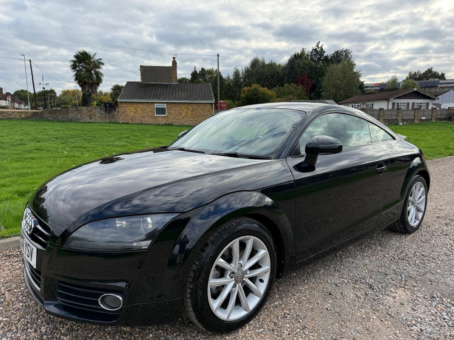 Used Audi TT 2011 for sale - 76472863: Photo 4