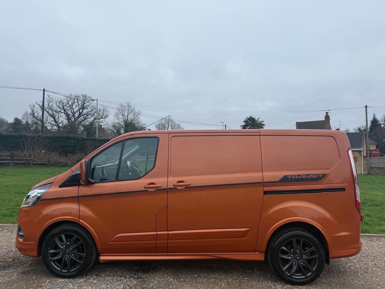 Used Ford Transit Custom 2020 for sale - 77066933: Photo 2
