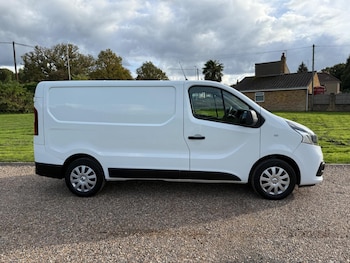 Used Renault Trafic 2017 for sale - 77216341: Photo