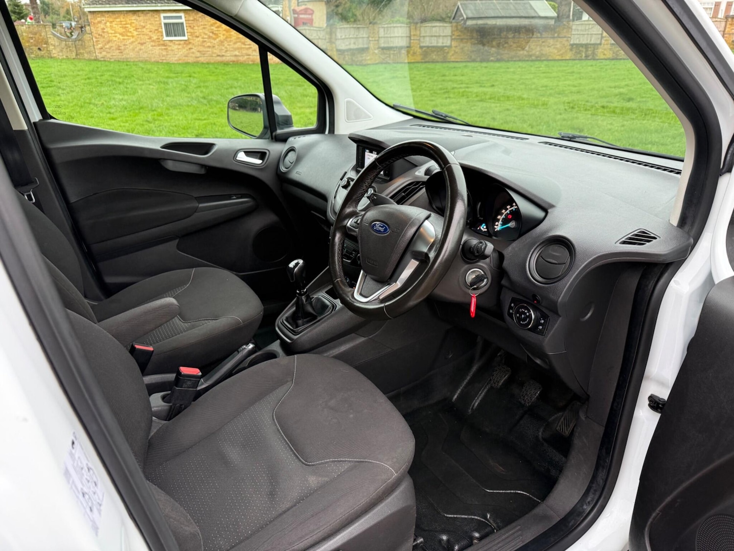 Used Ford Transit Courier 2020 for sale - 76780687: Photo 23