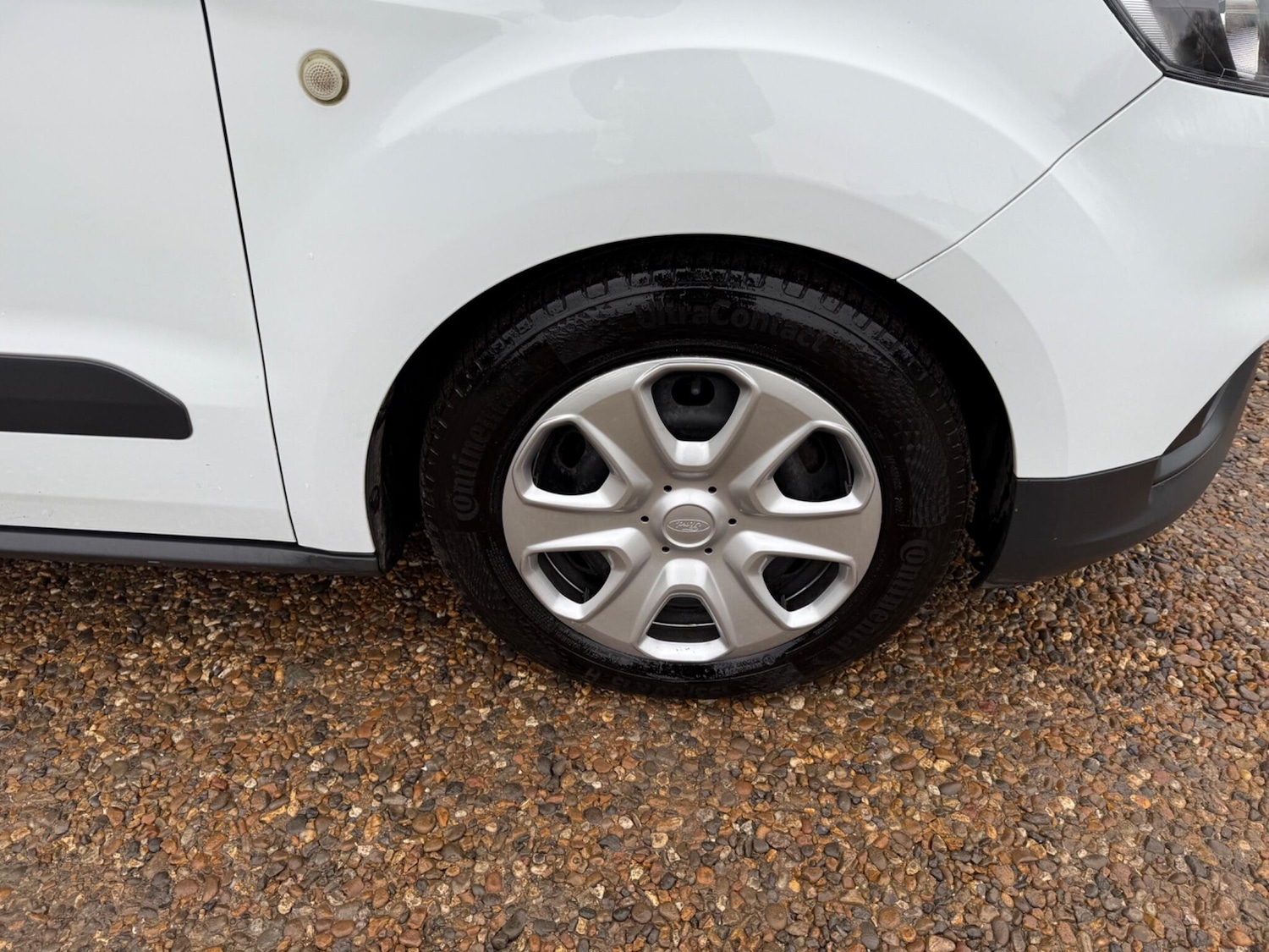 Used Ford Transit Courier 2020 for sale - 76780687: Photo 24