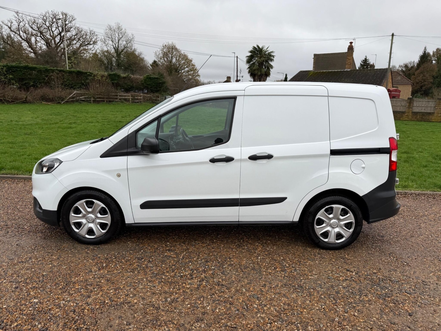 Used Ford Transit Courier 2020 for sale - 76780687: Photo 9