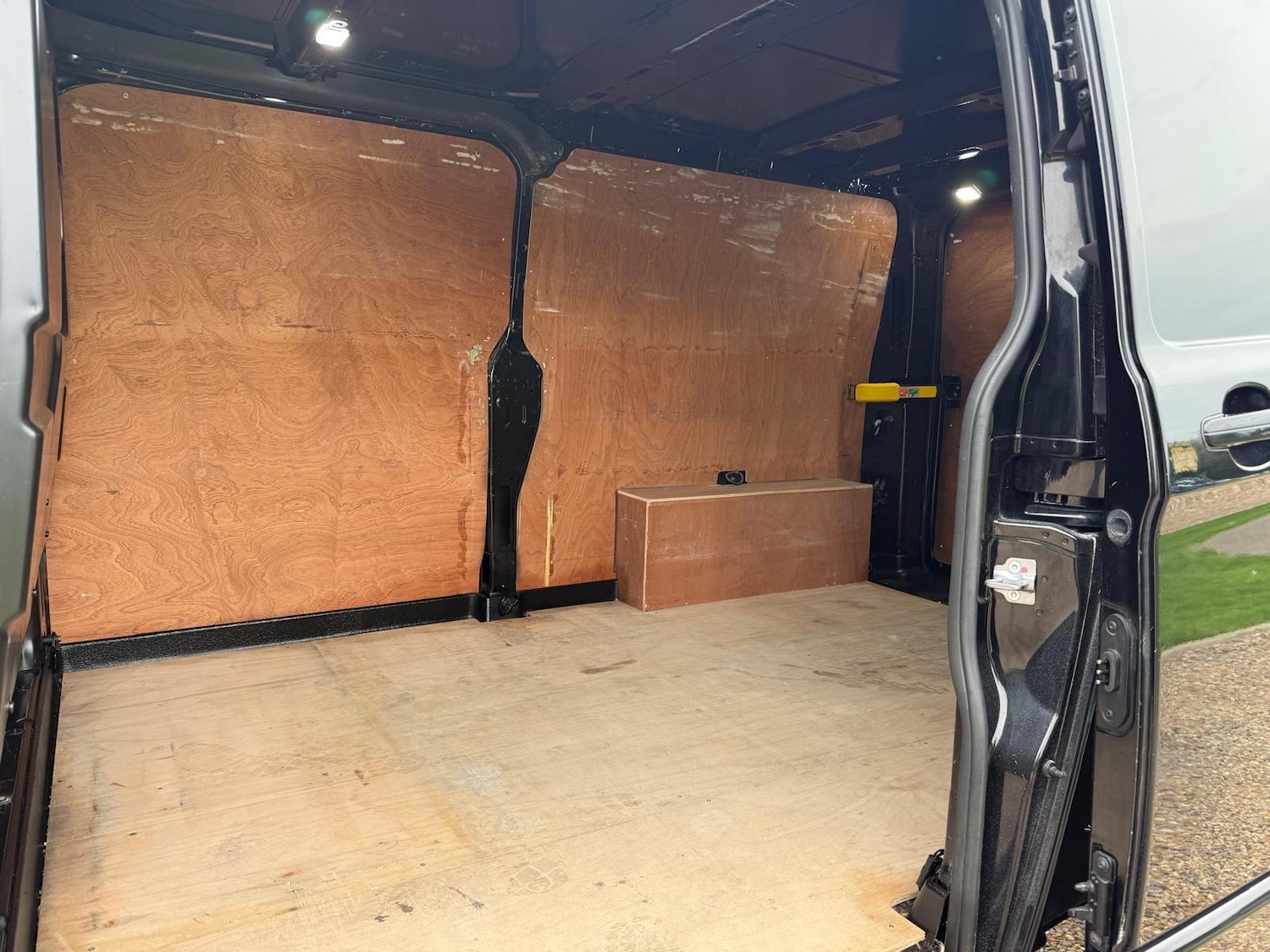 Used Ford Transit Custom 2018 for sale - 76109304: Photo 22