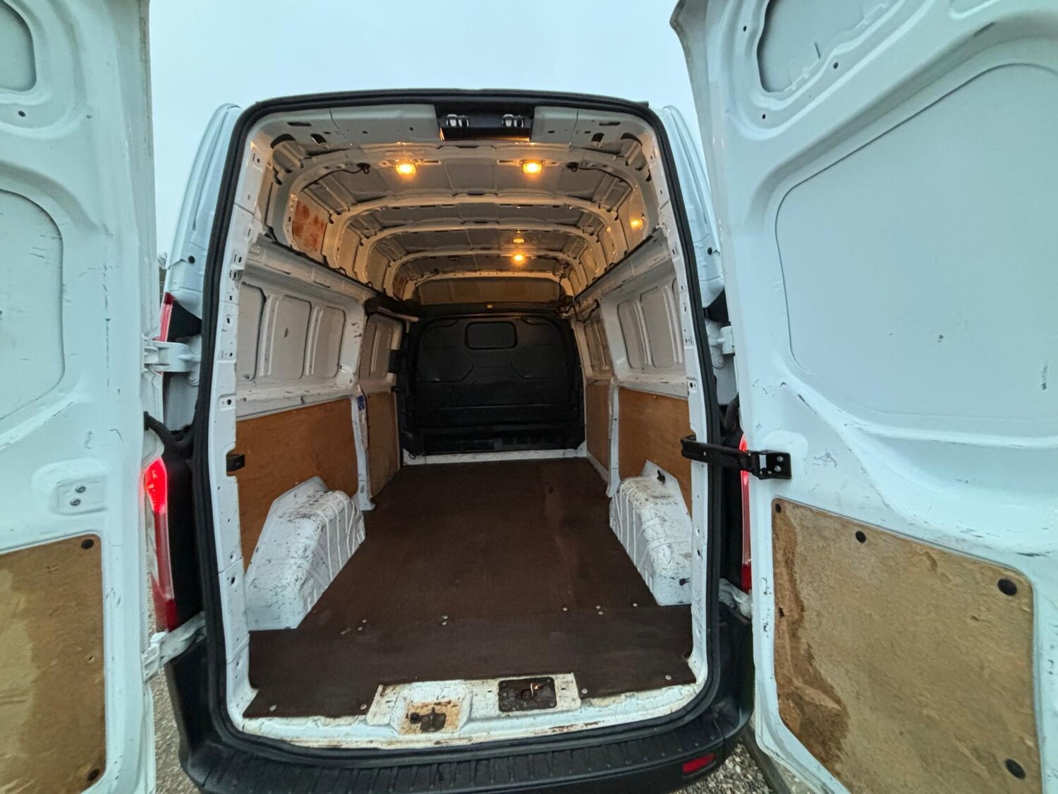 Used Ford Transit Custom 2022 for sale - 77040492: Photo 15