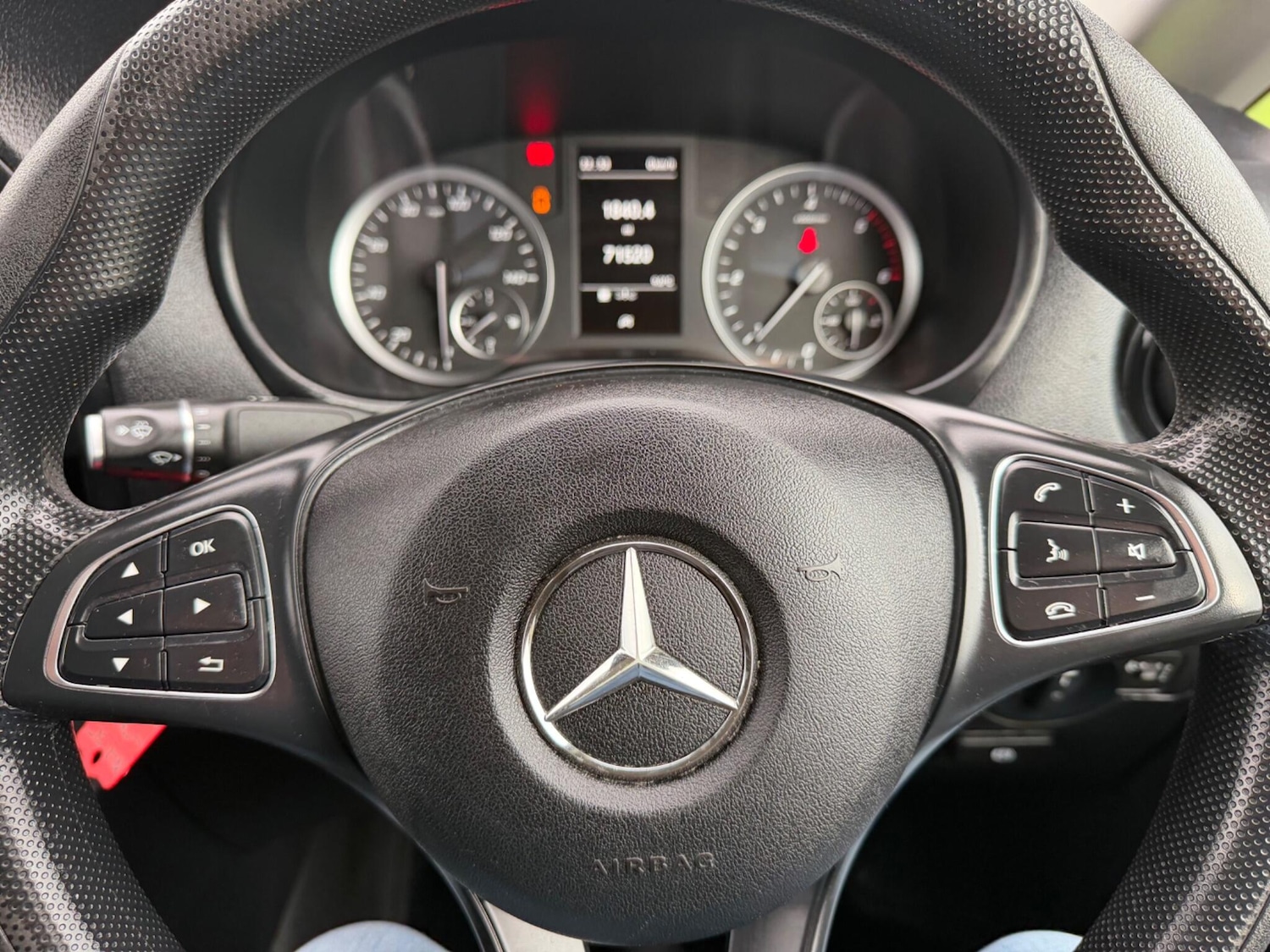 Used Mercedes-Benz Vito 2021 for sale - 77625222: Photo 26